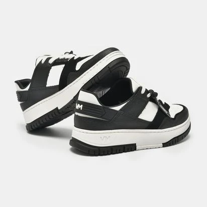 Tênis Casual Branco e preto